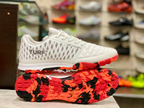 کفش فوتبال تورف مدل 2591 مناسب چمن مصنوعی با زیره مقاوم